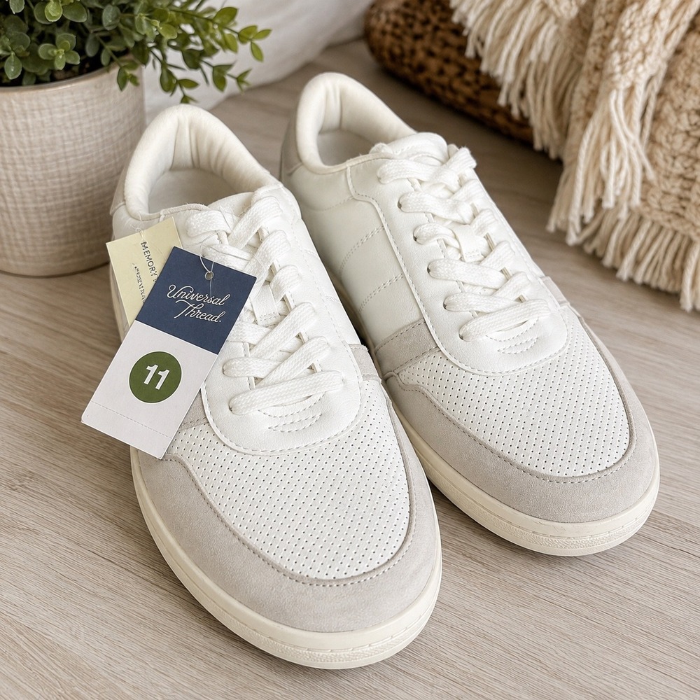 Universal Thread Womens Gray Hal Court Sneakers White Gray Memory Foam Size 11